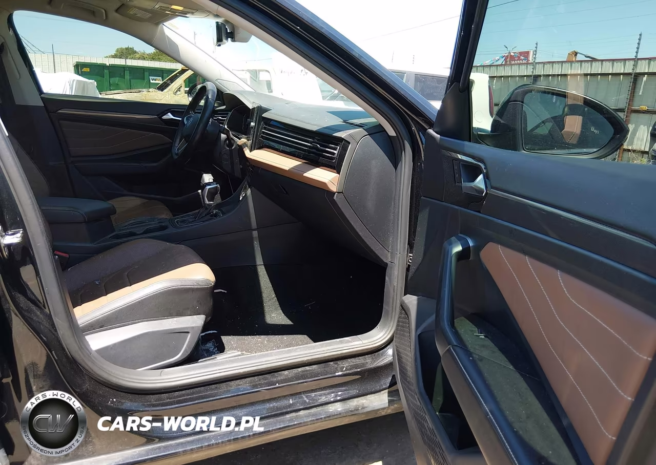 2025 Volkswagen Jetta 1.5T Sel VIN:3VWGX7BU7SM104405 - 5