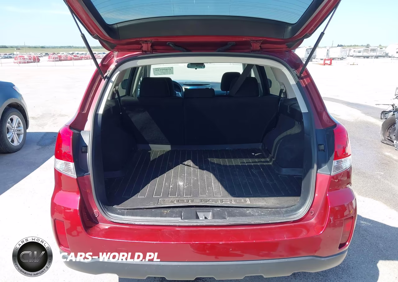 2014 Subaru Outback 2.5I Premium VIN:4S4BRBCC8E3313427 - 18