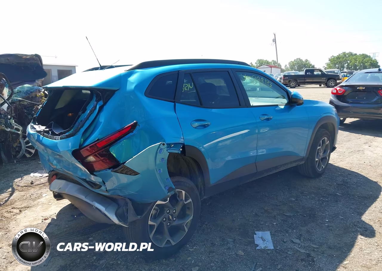 2025 Chevrolet Trax Fwd Lt VIN:KL77LHEPXSC087818 - 4