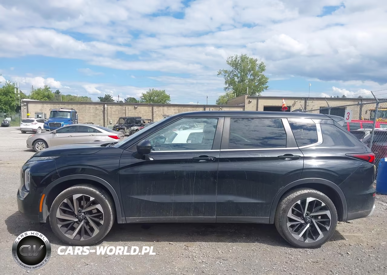2022 Mitsubishi Outlander Black Edition S-Awc-Se 2.5 S-Awc-Se Launch Edition S-Awc VIN:JA4J4UA84NZ064799 - 15