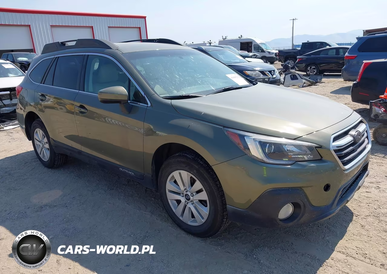 2018 Subaru Outback 2.5I Premium VIN:4S4BSACC8J3293544 - 1