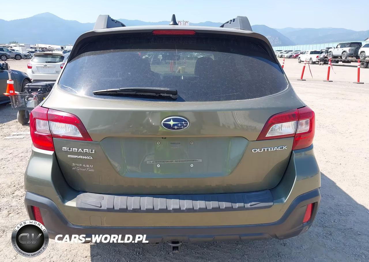2018 Subaru Outback 2.5I Premium VIN:4S4BSACC8J3293544 - 16