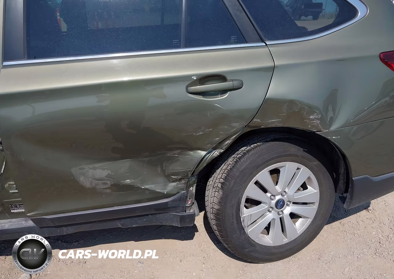 2018 Subaru Outback 2.5I Premium VIN:4S4BSACC8J3293544 - 6