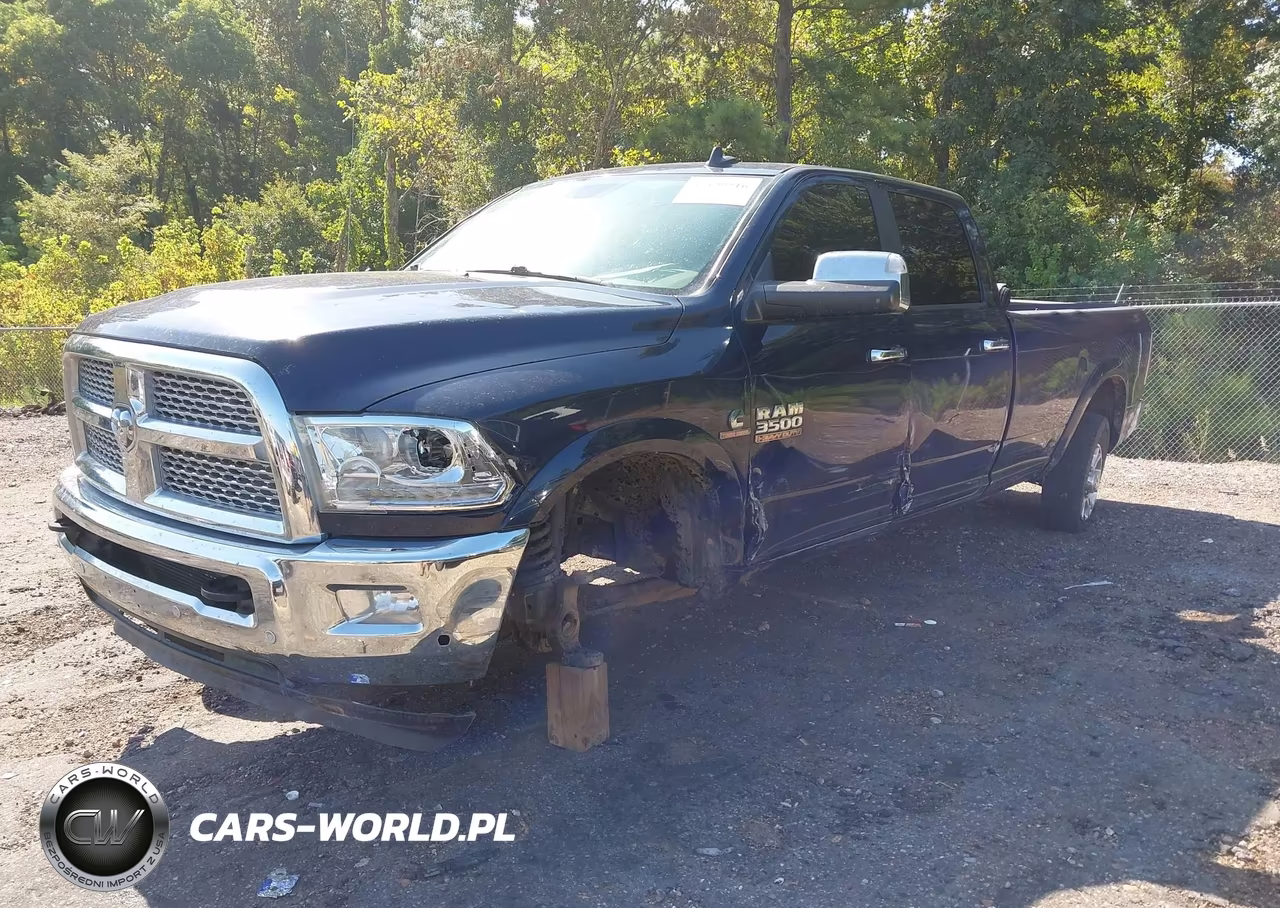 2018 Ram 3500 Laramie 4X4 8' Box VIN:3C63R3JL2JG335178 - 11