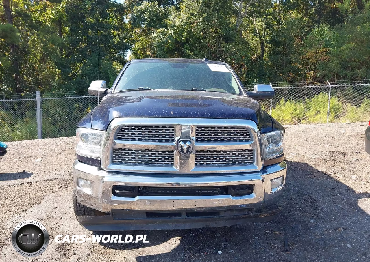 2018 Ram 3500 Laramie 4X4 8' Box VIN:3C63R3JL2JG335178 - 12