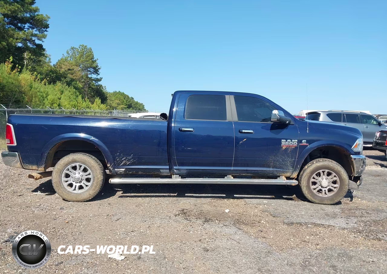 2018 Ram 3500 Laramie 4X4 8' Box VIN:3C63R3JL2JG335178 - 13