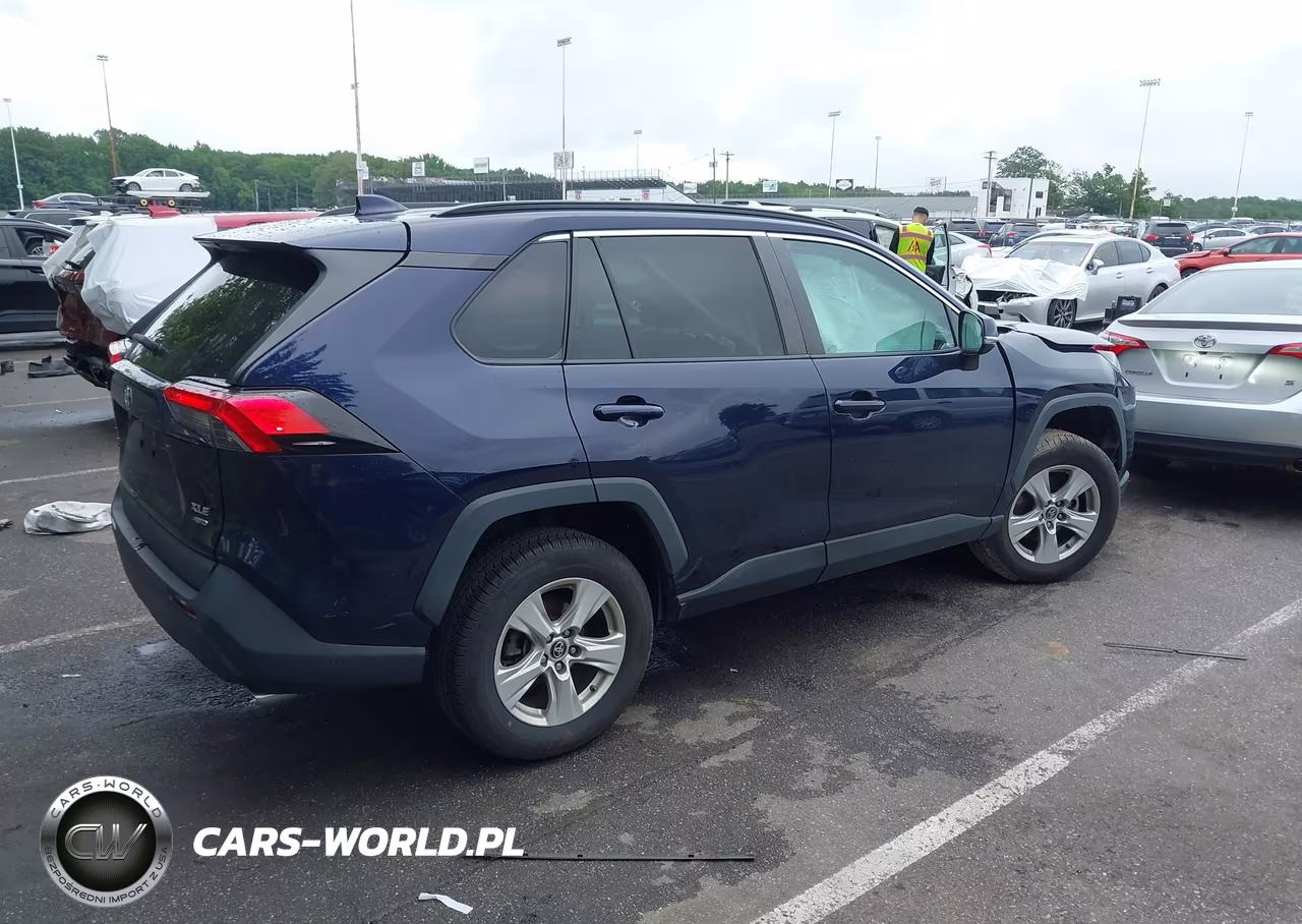 2019 Toyota Rav4 Xle VIN:2T3P1RFV5KC022207 - 4