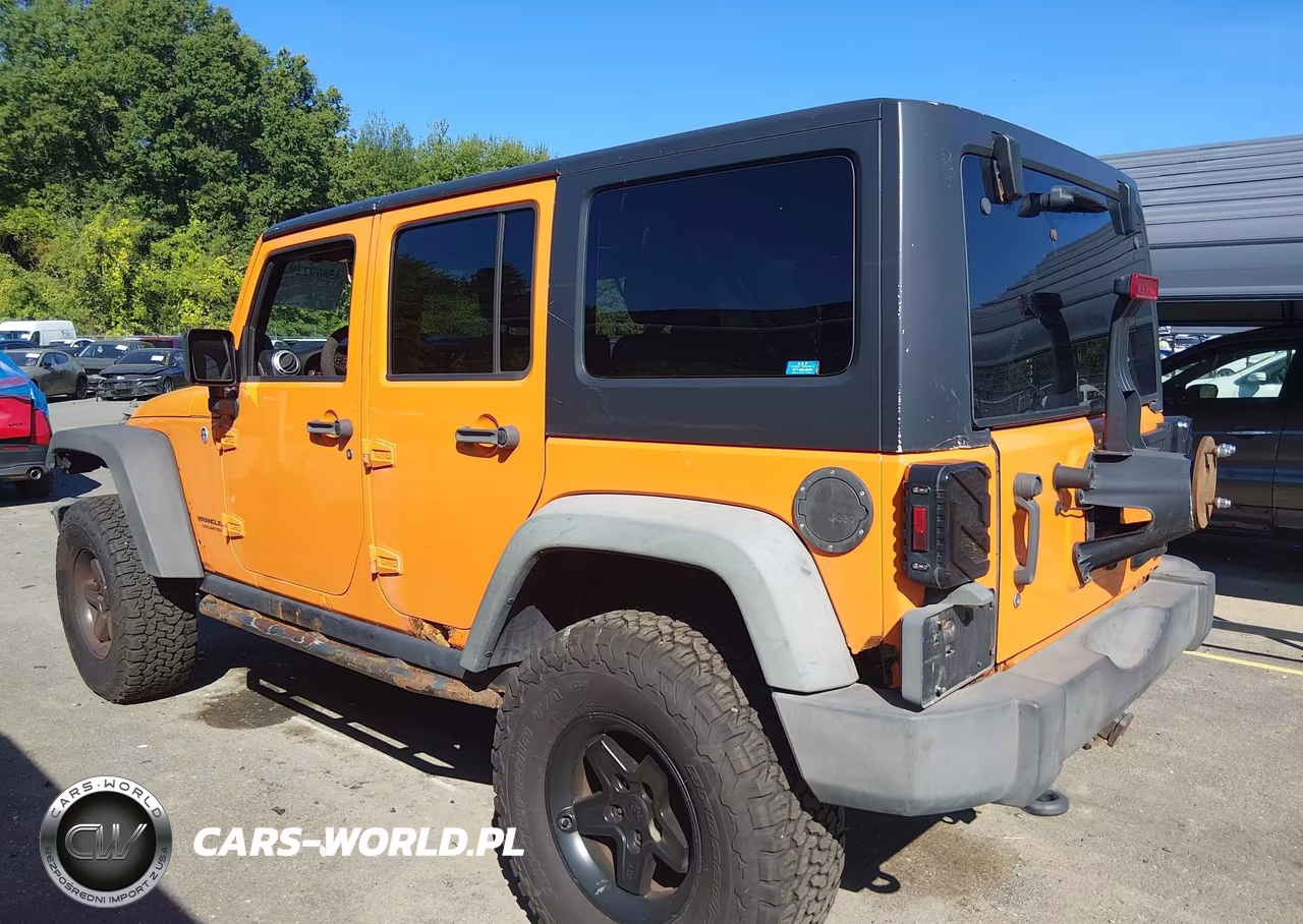 2012 Jeep Wrangler Unlimited Rubicon VIN:1C4BJWFG0CL131977 - 3