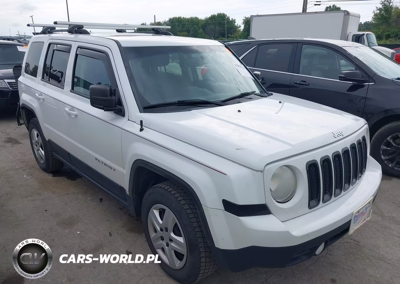 2014 Jeep Patriot Latitude VIN:1C4NJPFA2ED563028 - 1