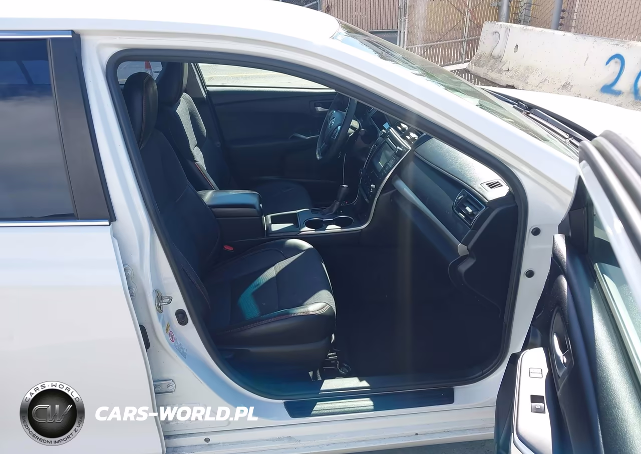 2016 Toyota Camry Se VIN:4T1BF1FK3GU608292 - 5