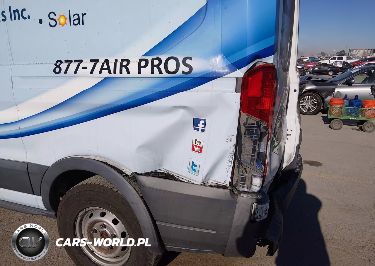 2018 Ford Transit-250 VIN:1FTYR1CM0JKA72304 - 18