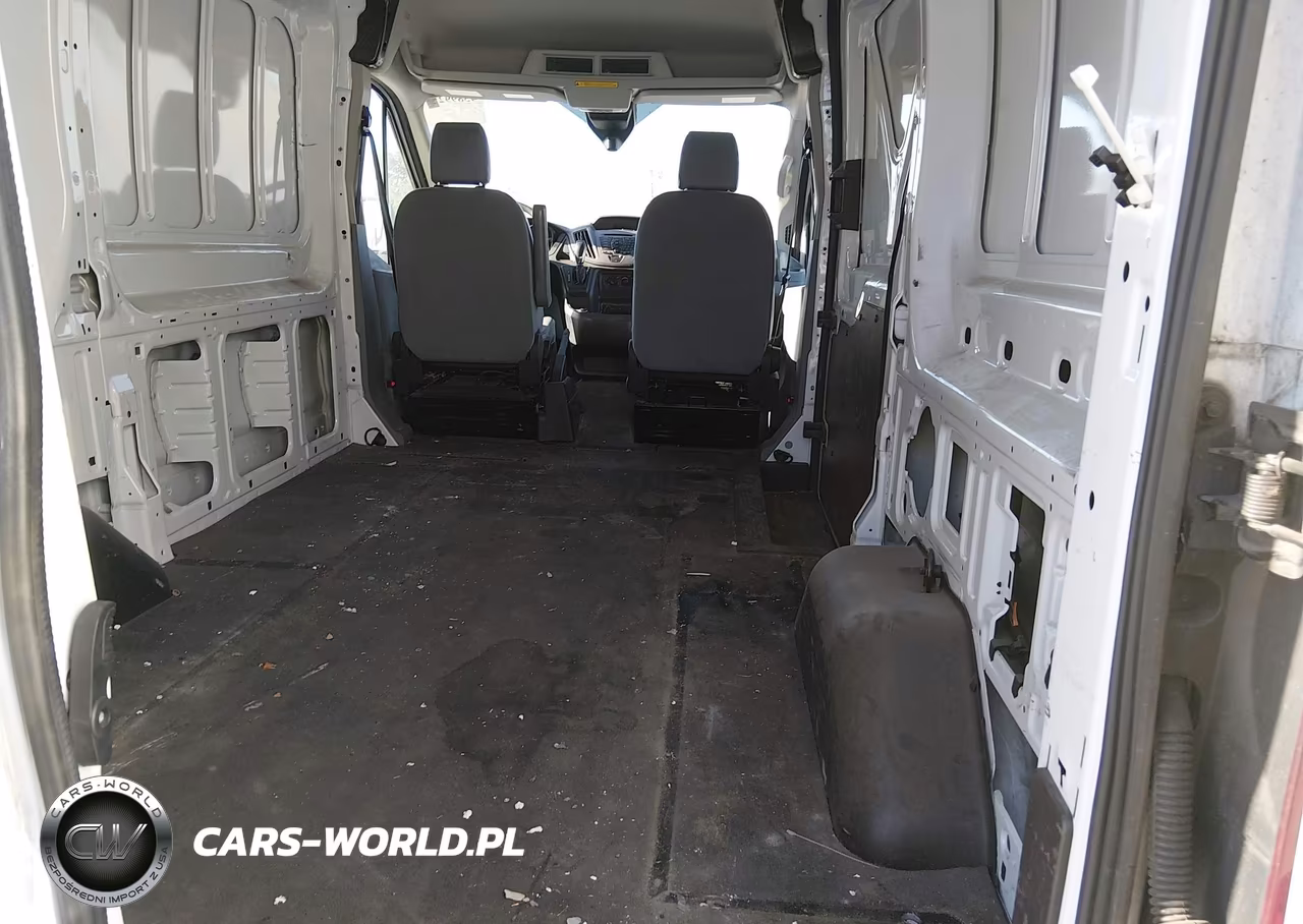 2018 Ford Transit-250 VIN:1FTYR1CM0JKA72304 - 8