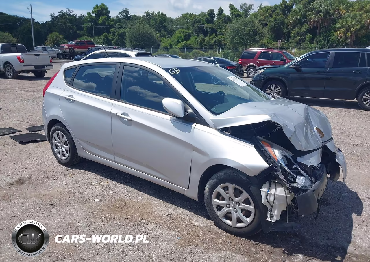 2013 Hyundai Accent Gs