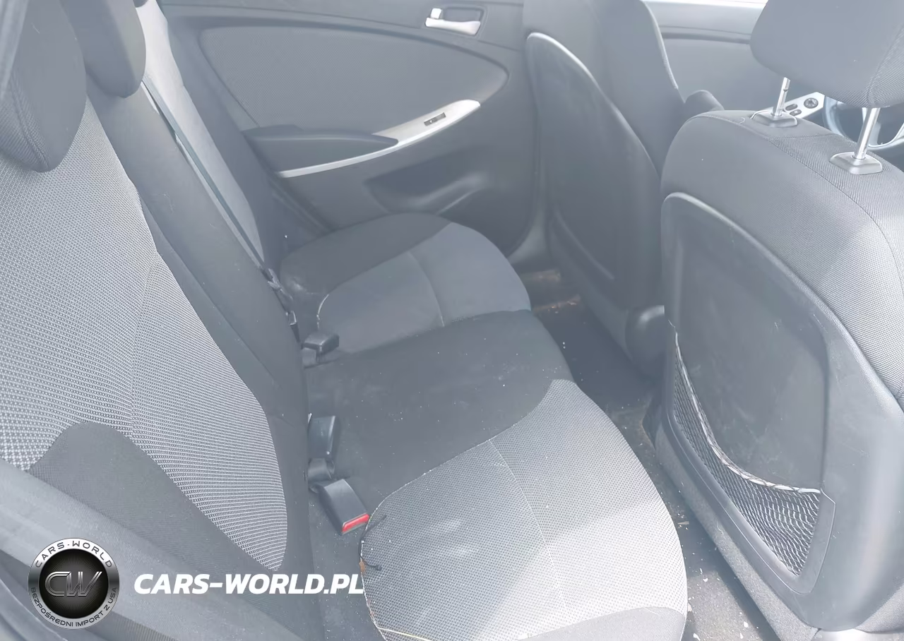 2013 Hyundai Accent Gs VIN:KMHCT5AE2DU138841 - 8