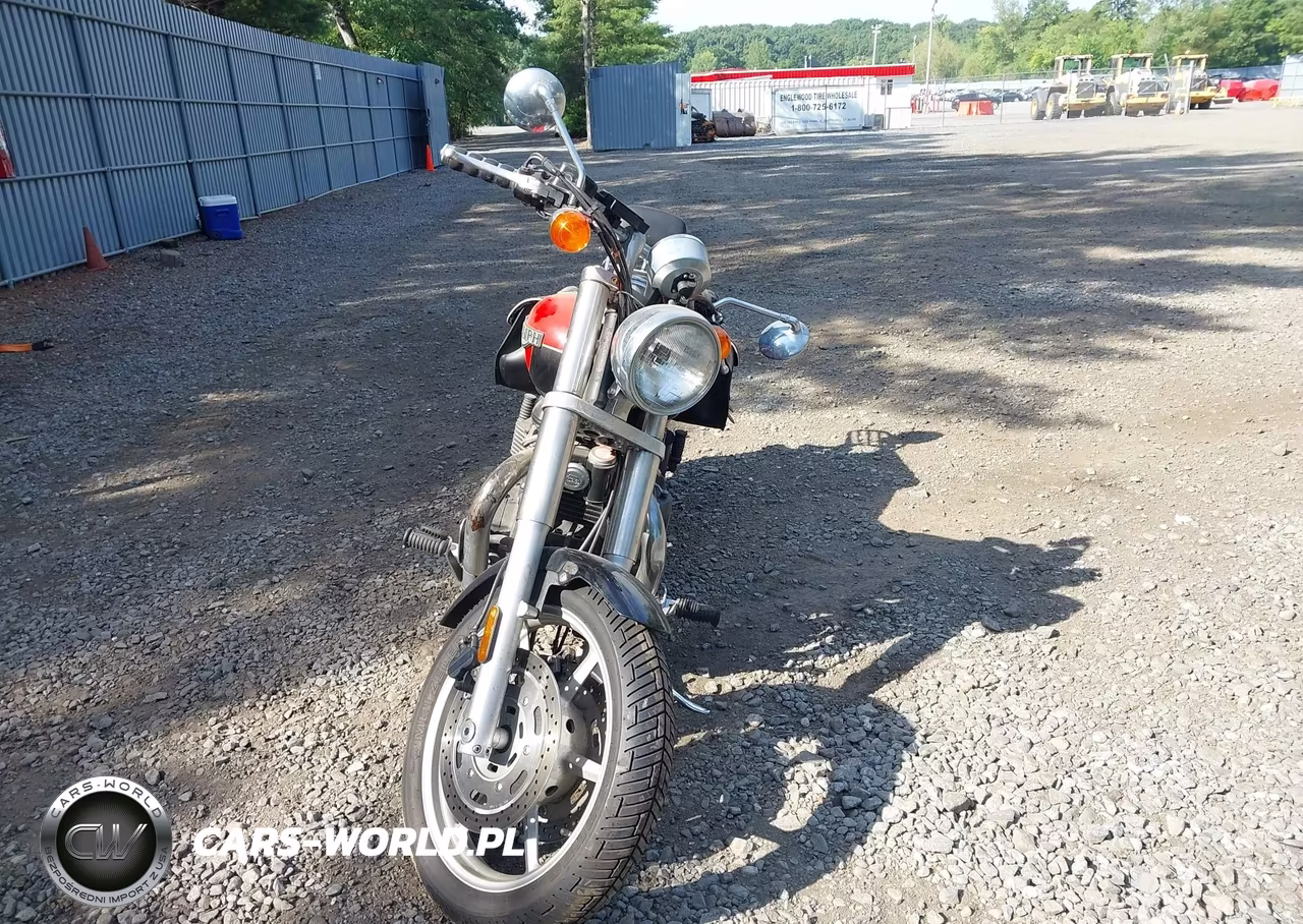 2005 Triumph Motorcycle Speed Master VIN:SMT915RN25J227256 - 5