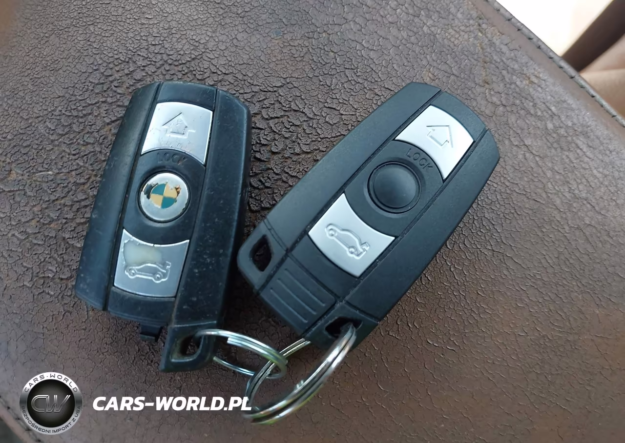 2009 BMW 328I VIN:WBAWL13539PX27049 - 11