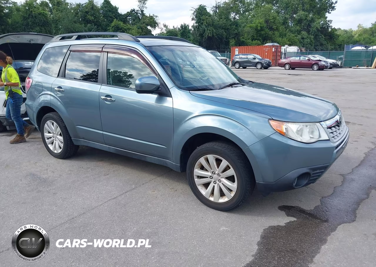 2013 Subaru Forester 2.5X Limited