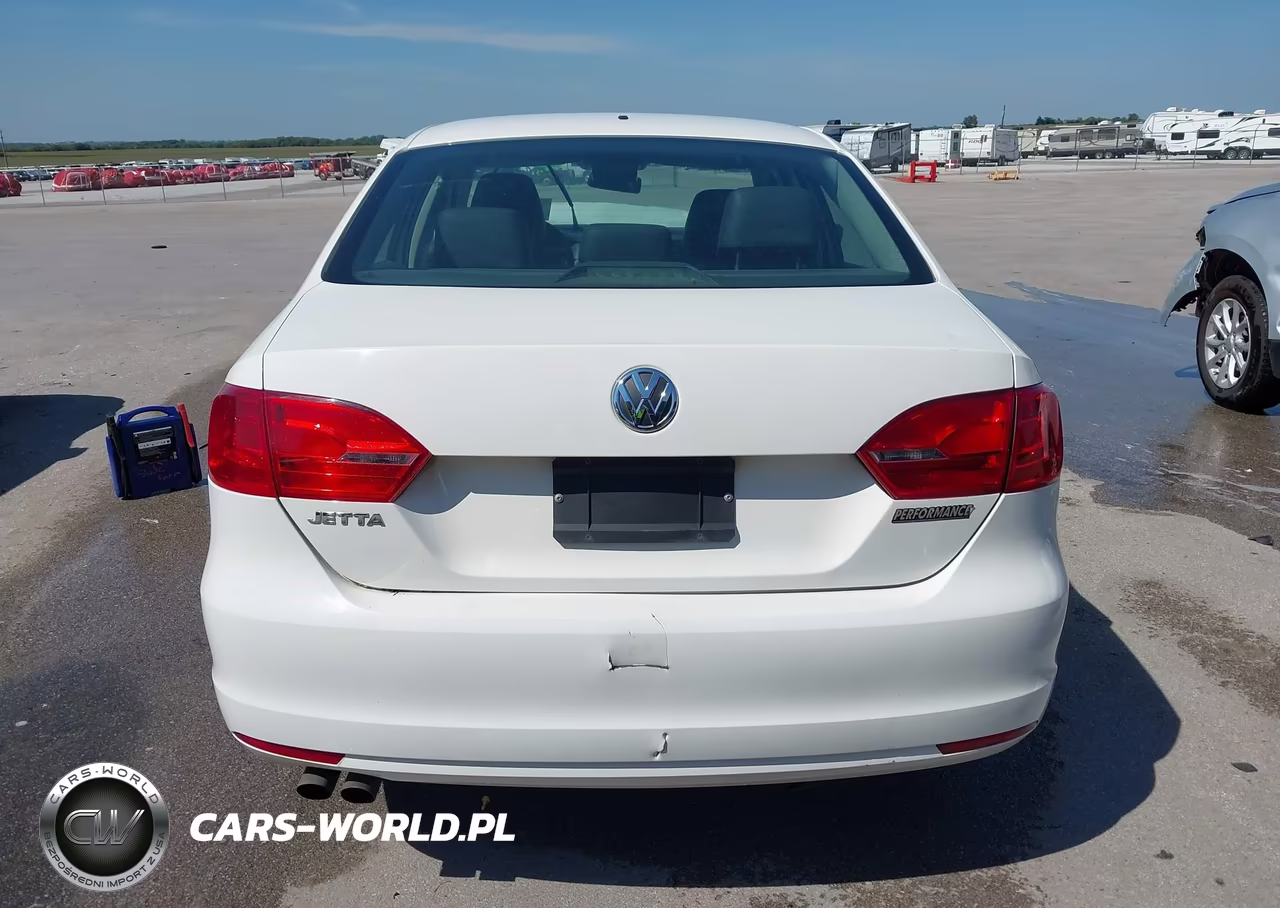 2014 Volkswagen Jetta 2.0L S VIN:3VW2K7AJ5EM228452 - 16