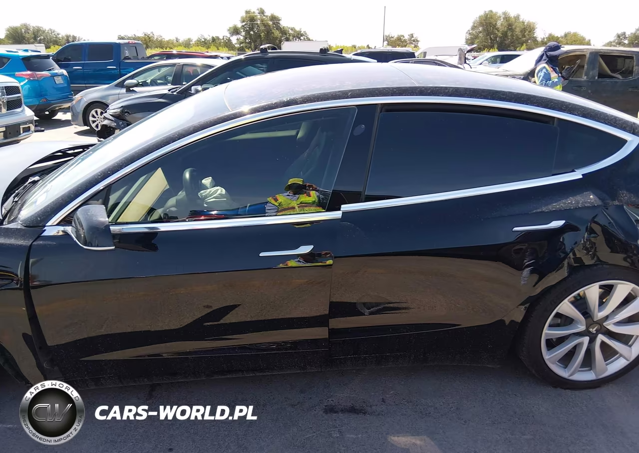 2018 Tesla Model 3 Long Range-Mid Range VIN:5YJ3E1EA6JF176298 - 13