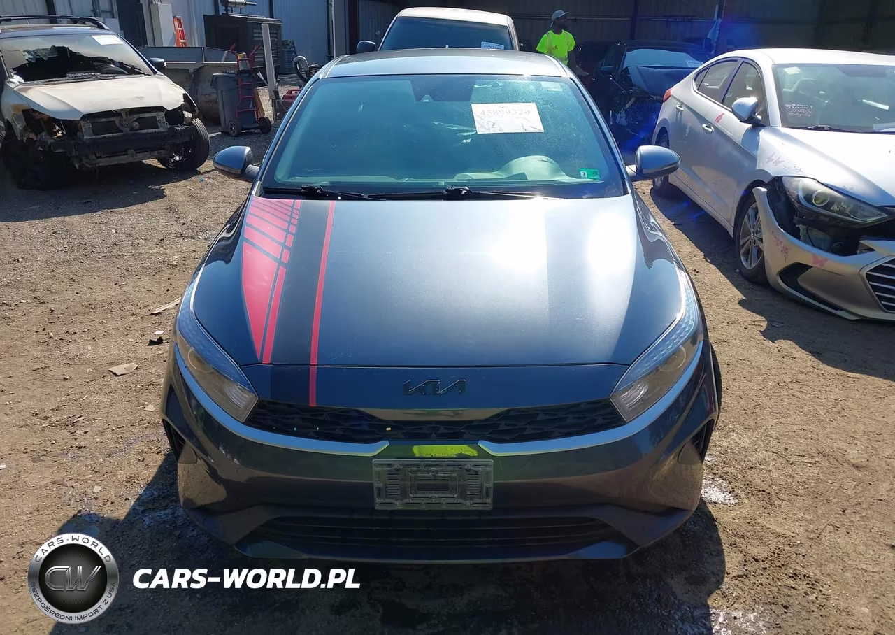 2023 Kia Forte Lxs VIN:3KPF24AD5PE571188 - 12