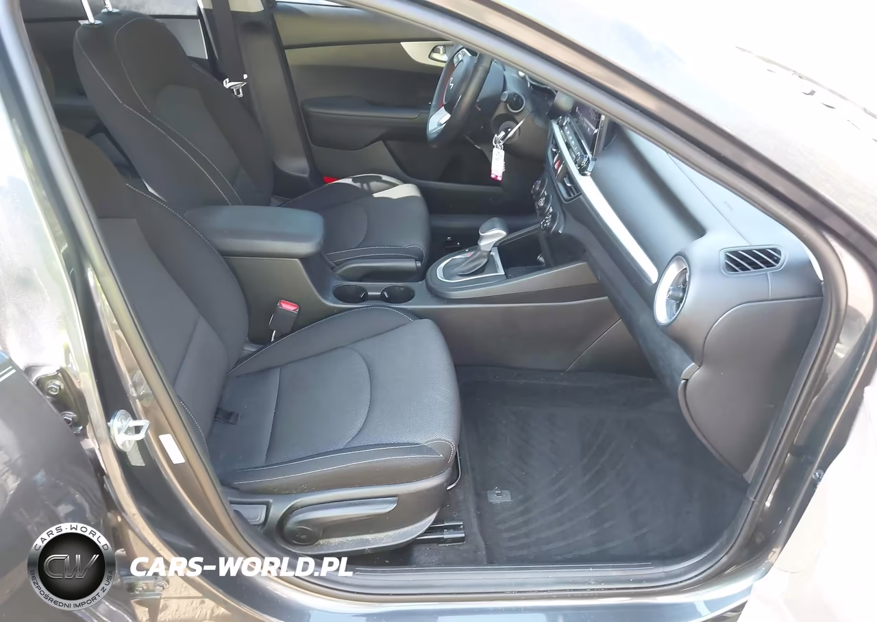 2023 Kia Forte Lxs VIN:3KPF24AD5PE571188 - 5