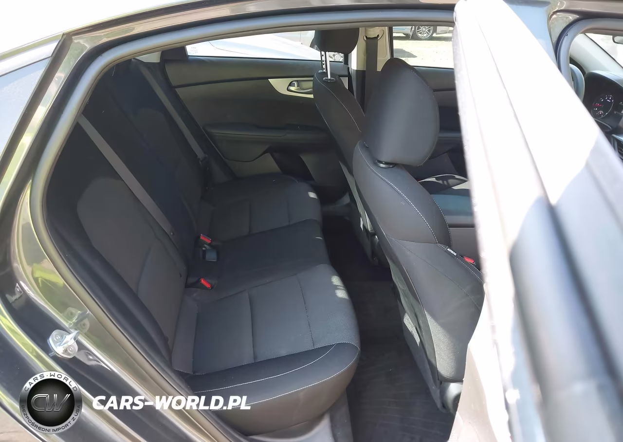 2023 Kia Forte Lxs VIN:3KPF24AD5PE571188 - 8