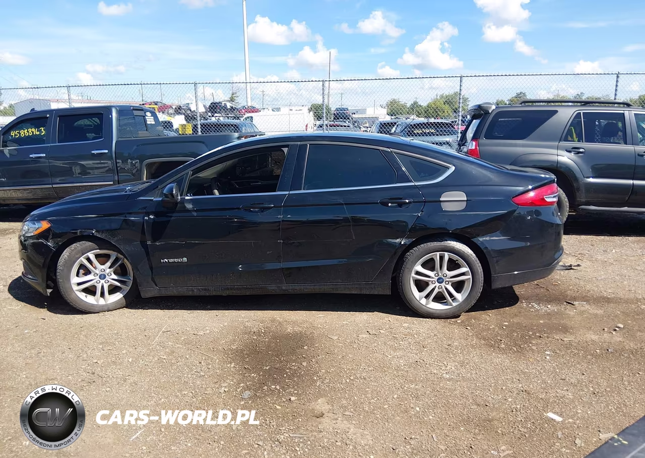 2018 Ford Fusion Hybrid Se VIN:3FA6P0LU9JR157943 - 15