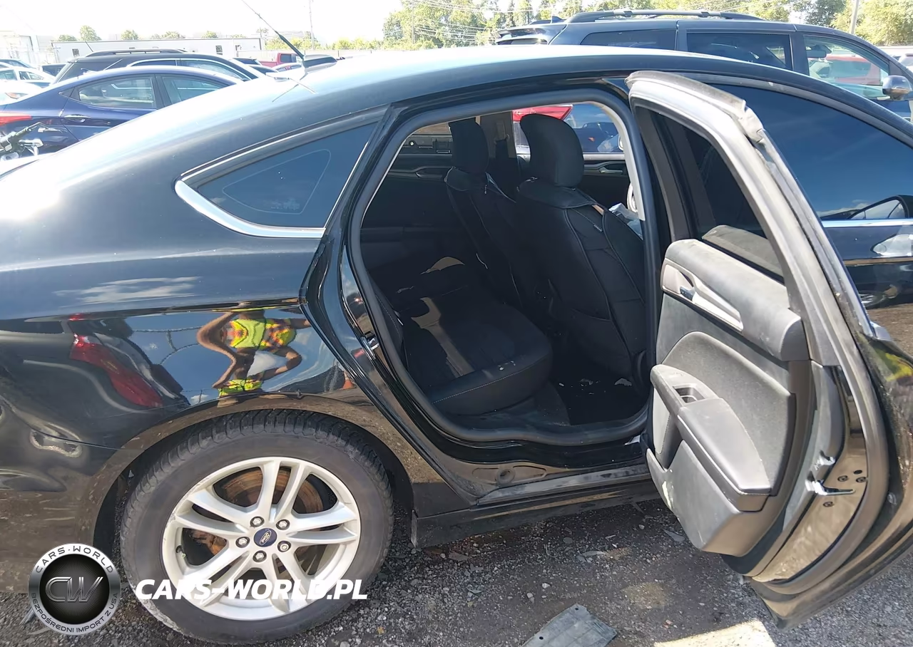 2018 Ford Fusion Hybrid Se VIN:3FA6P0LU9JR157943 - 8