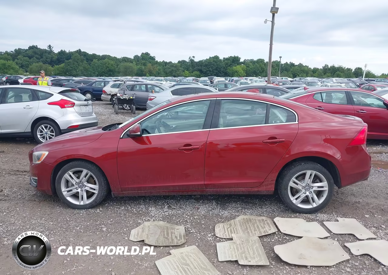 2015 Volvo S60 T5 Platinum VIN:YV1612TM7F1346044 - 13