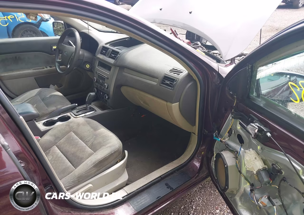 2011 Ford Fusion Se VIN:3FAHP0HA3BR317324 - 5