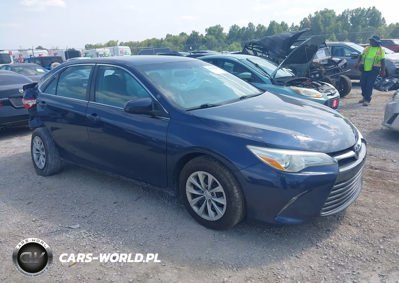 2015 Toyota Camry Le