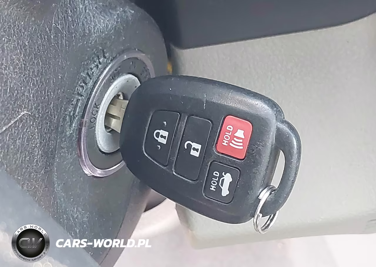 2015 Toyota Camry Le VIN:4T4BF1FK7FR513741 - 11