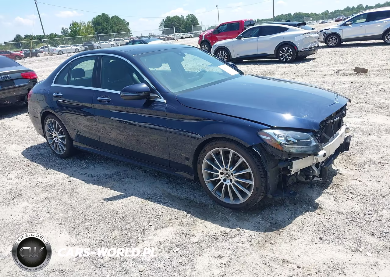 2017 Mercedes-Benz C 300 Sport