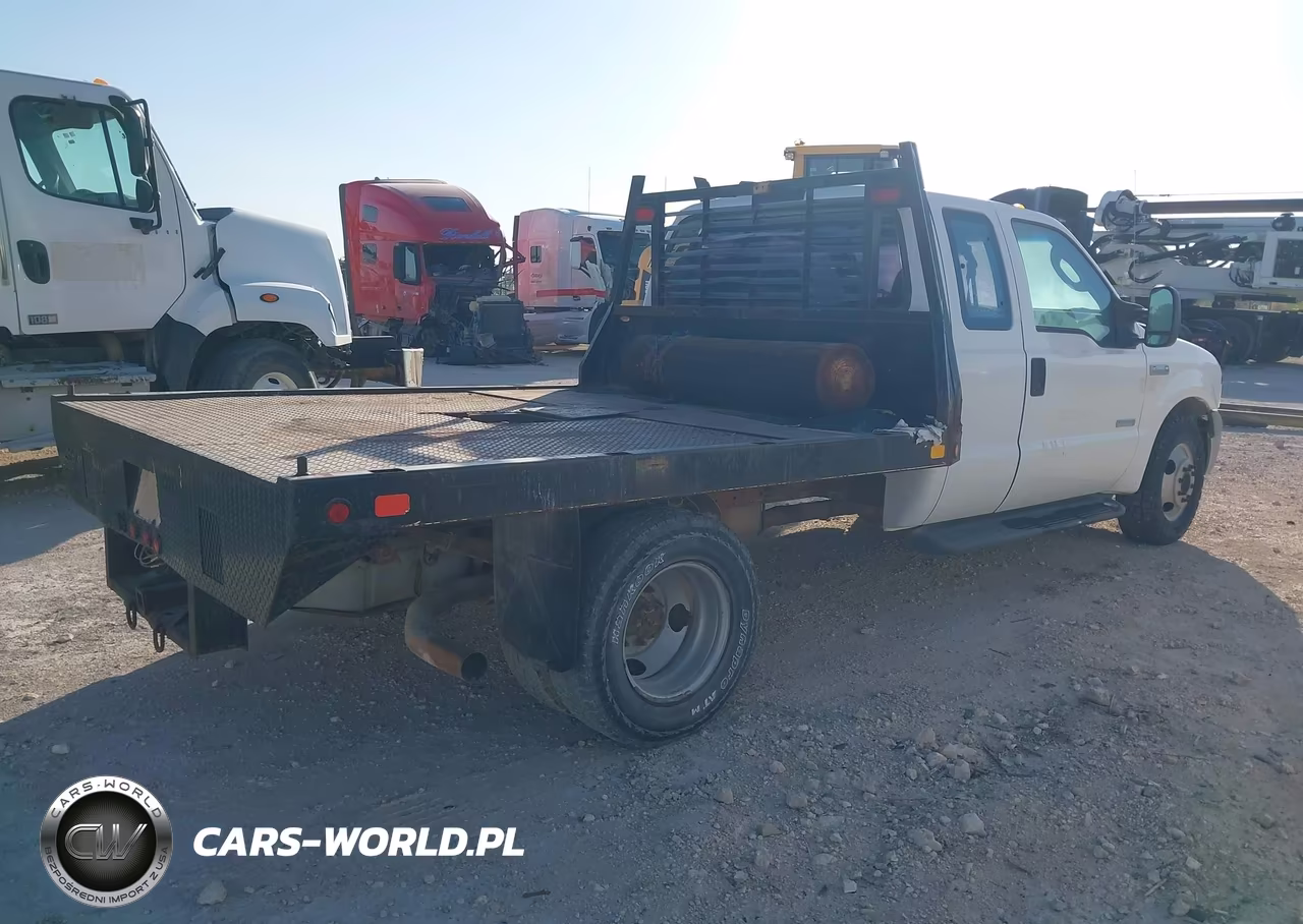 2005 Ford F-350 Lariat-Xl-Xlt VIN:1FDWX36PX5EB19319 - 4