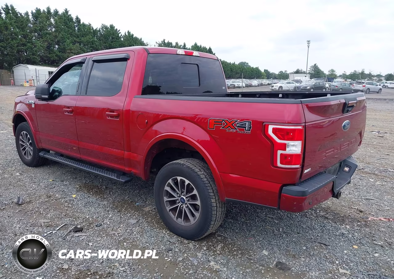 2018 Ford F-150 Xlt VIN:1FTEW1EG2JFC23333 - 3