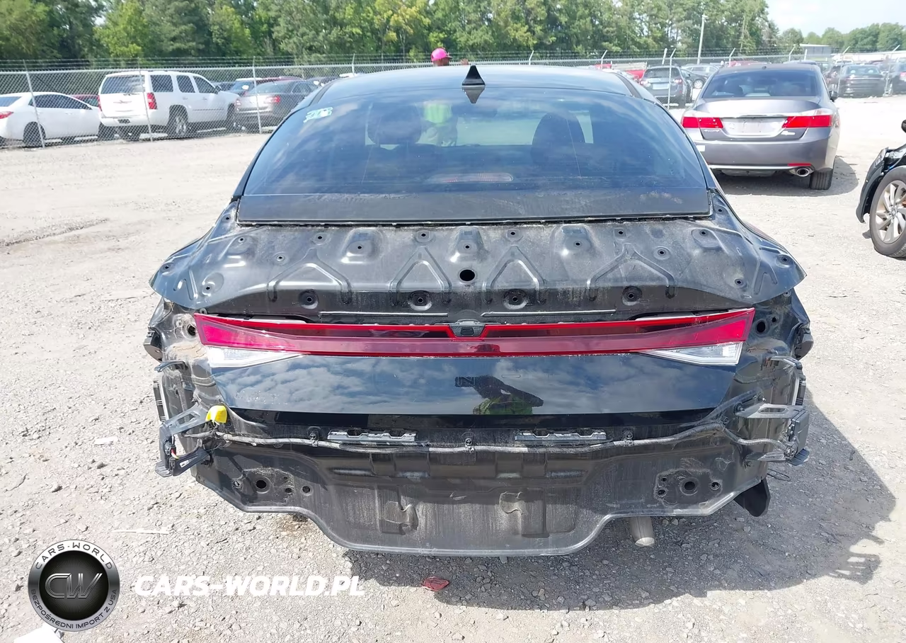 2021 Hyundai Elantra Sel VIN:KMHLM4AG0MU104583 - 16