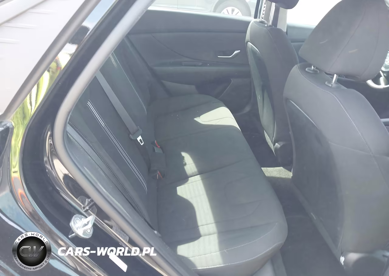 2021 Hyundai Elantra Sel VIN:KMHLM4AG0MU104583 - 8