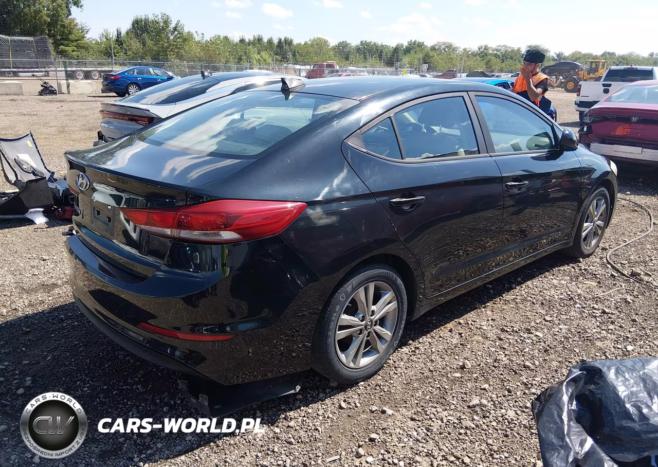 2017 Hyundai Elantra Value Edition VIN:KMHD84LF9HU249821 - 4