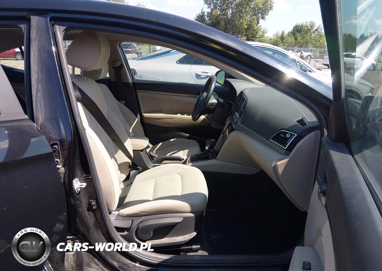 2017 Hyundai Elantra Value Edition VIN:KMHD84LF9HU249821 - 5