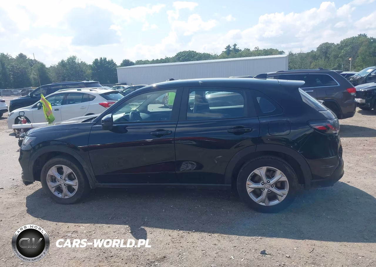 2025 Honda Hr-V Awd Lx VIN:3CZRZ2H35SM711565 - 15