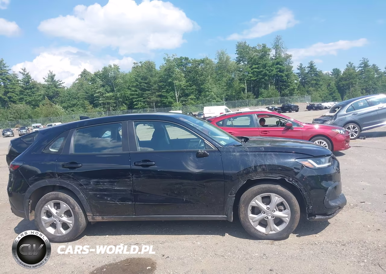 2025 Honda Hr-V Awd Lx VIN:3CZRZ2H35SM711565 - 6