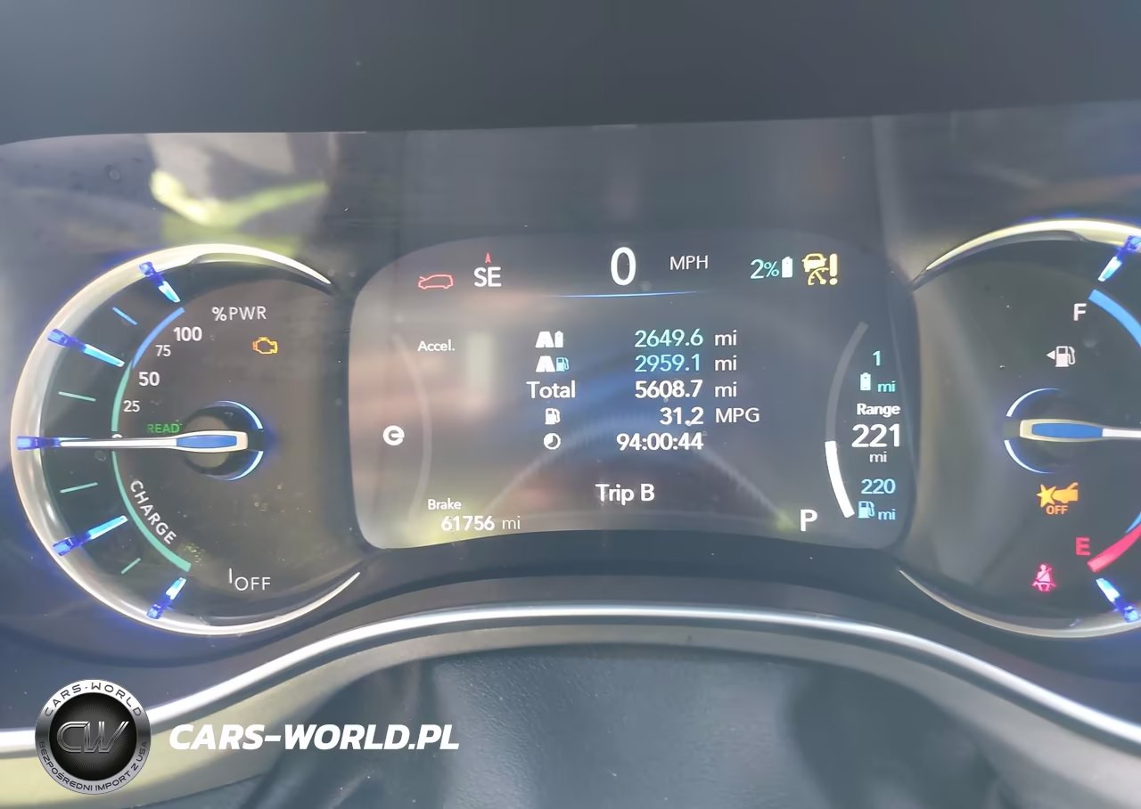 2021 Chrysler Pacifica Hybrid Limited VIN:2C4RC1S7XMR545388 - 7