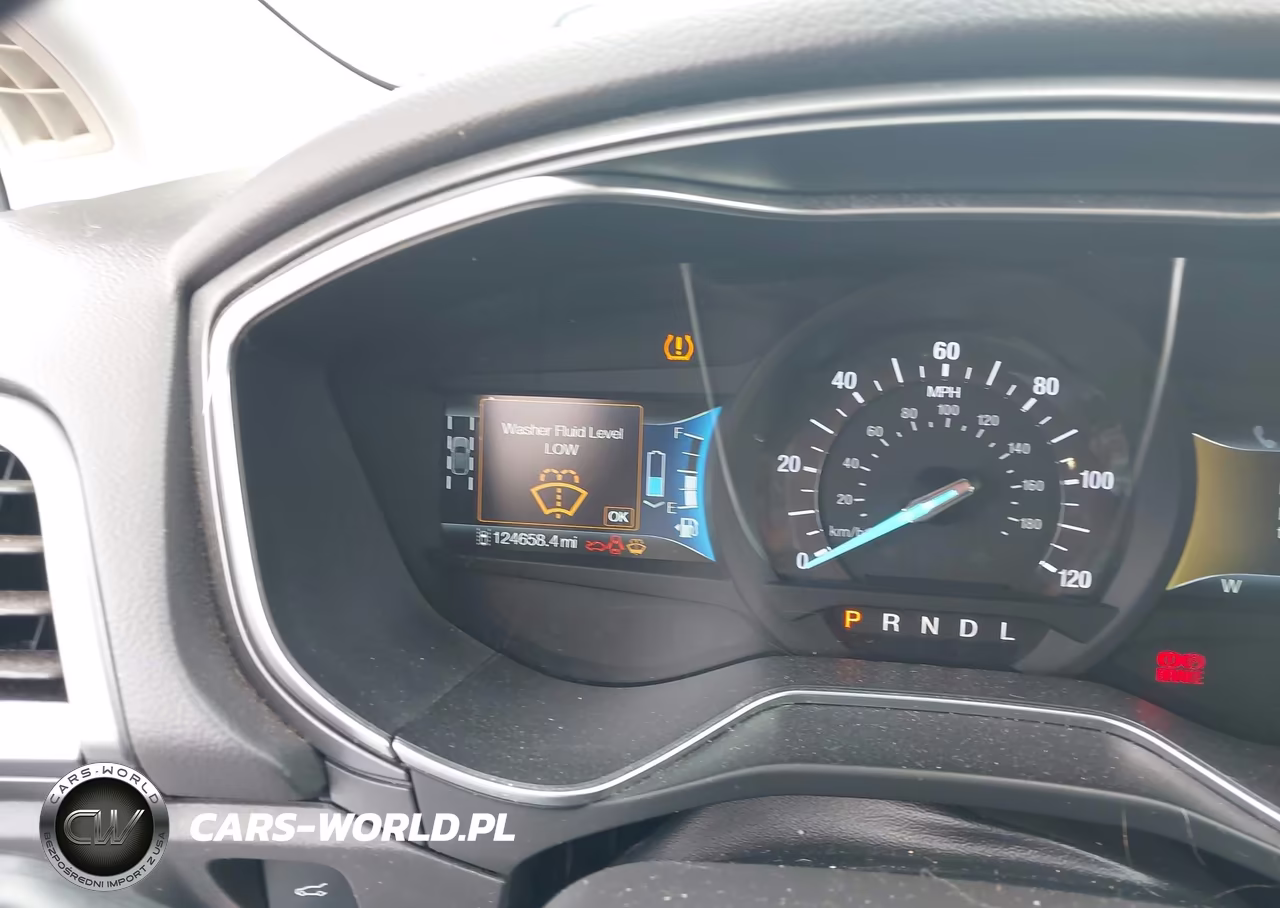 2015 Ford Fusion Energi Titanium VIN:3FA6P0SU7FR128160 - 7