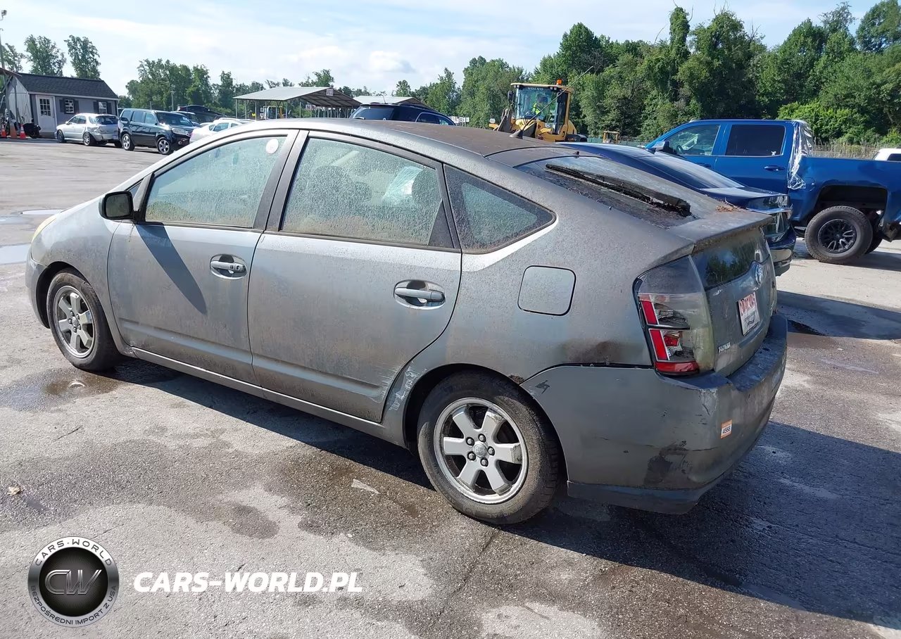 2005 Toyota Prius VIN:JTDKB22U453005982 - 3