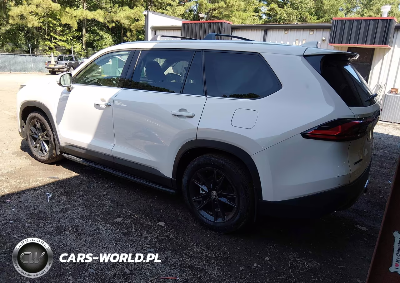 2024 Toyota Grand Highlander Hybrid Limited VIN:5TDACAB57RS028334 - 3