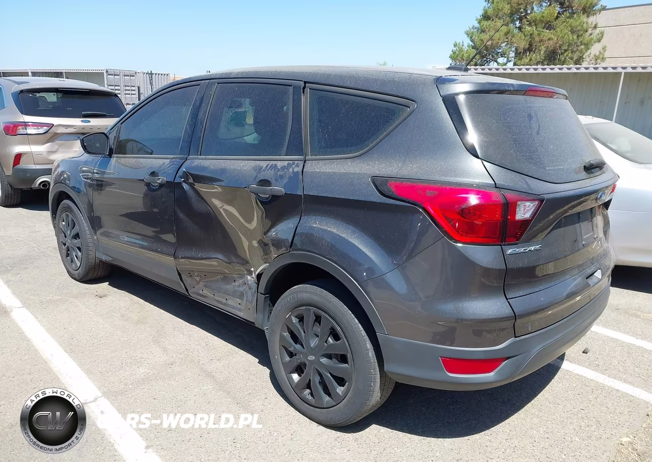 2019 Ford Escape S VIN:1FMCU0F72KUB86900 - 3