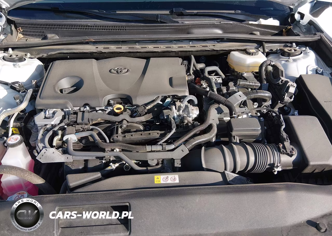 2025 Toyota Camry Le VIN:4T1DAACK0SU204063 - 10