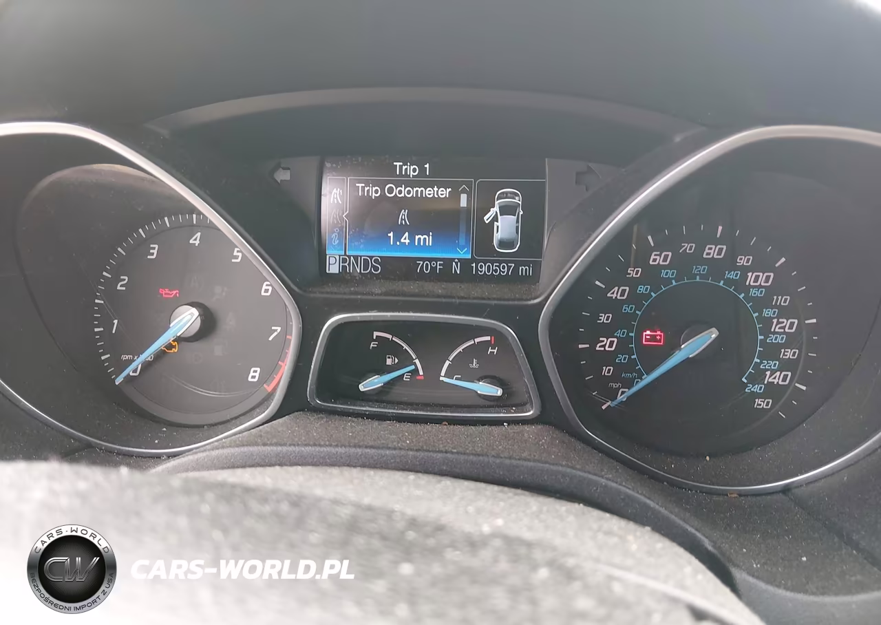 2012 Ford Focus Titanium VIN:1FAHP3N25CL227588 - 7