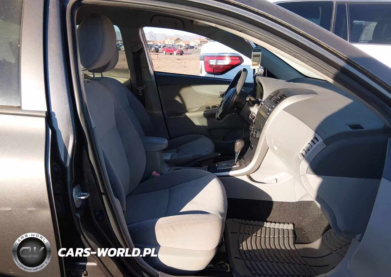 2010 Toyota Corolla Le VIN:JTDBU4EE7AJ061737 - 5
