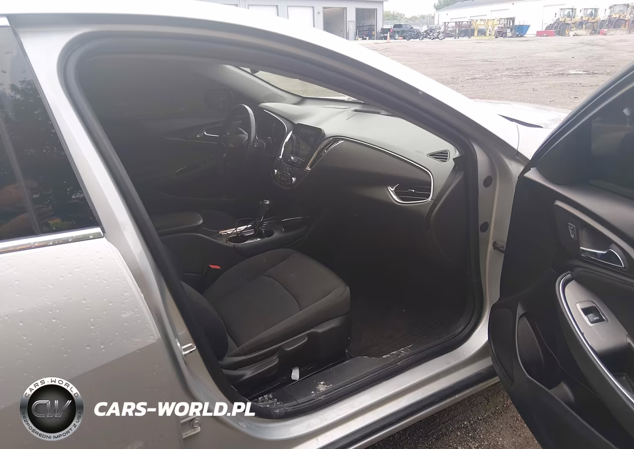 2017 Chevrolet Malibu Hybrid VIN:1G1ZJ5SU1HF211923 - 5